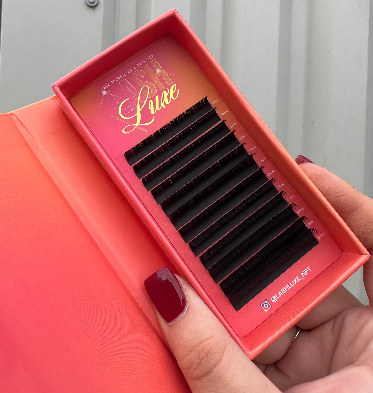 FLAT LASH MIXED TRAYS